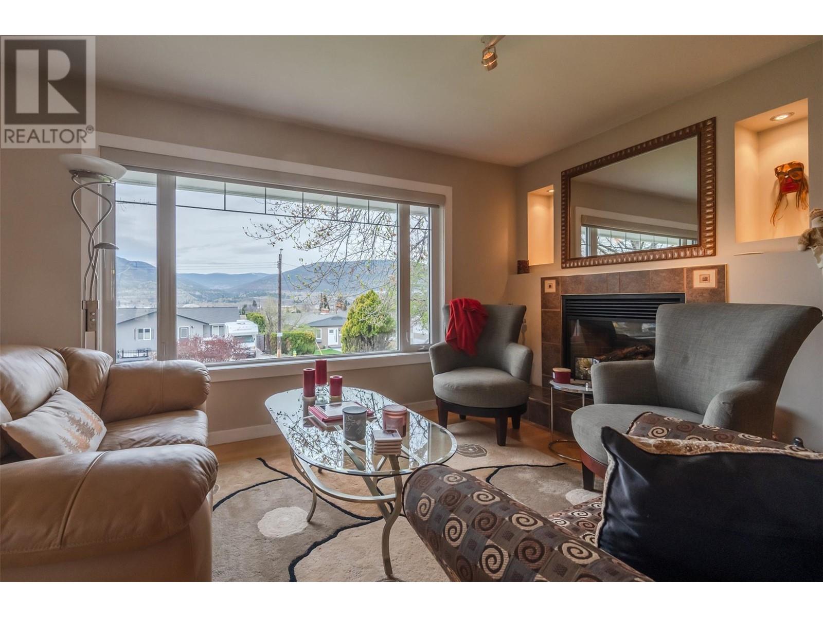 1482 Balfour Street, Penticton, British Columbia  V2A 4Z1 - Photo 10 - 10343205