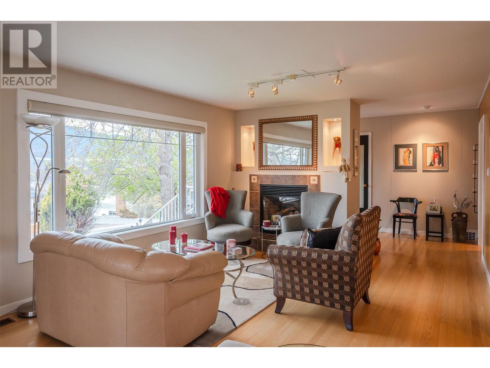 1482 Balfour Street, Penticton, British Columbia  V2A 4Z1 - Photo 14 - 10343205