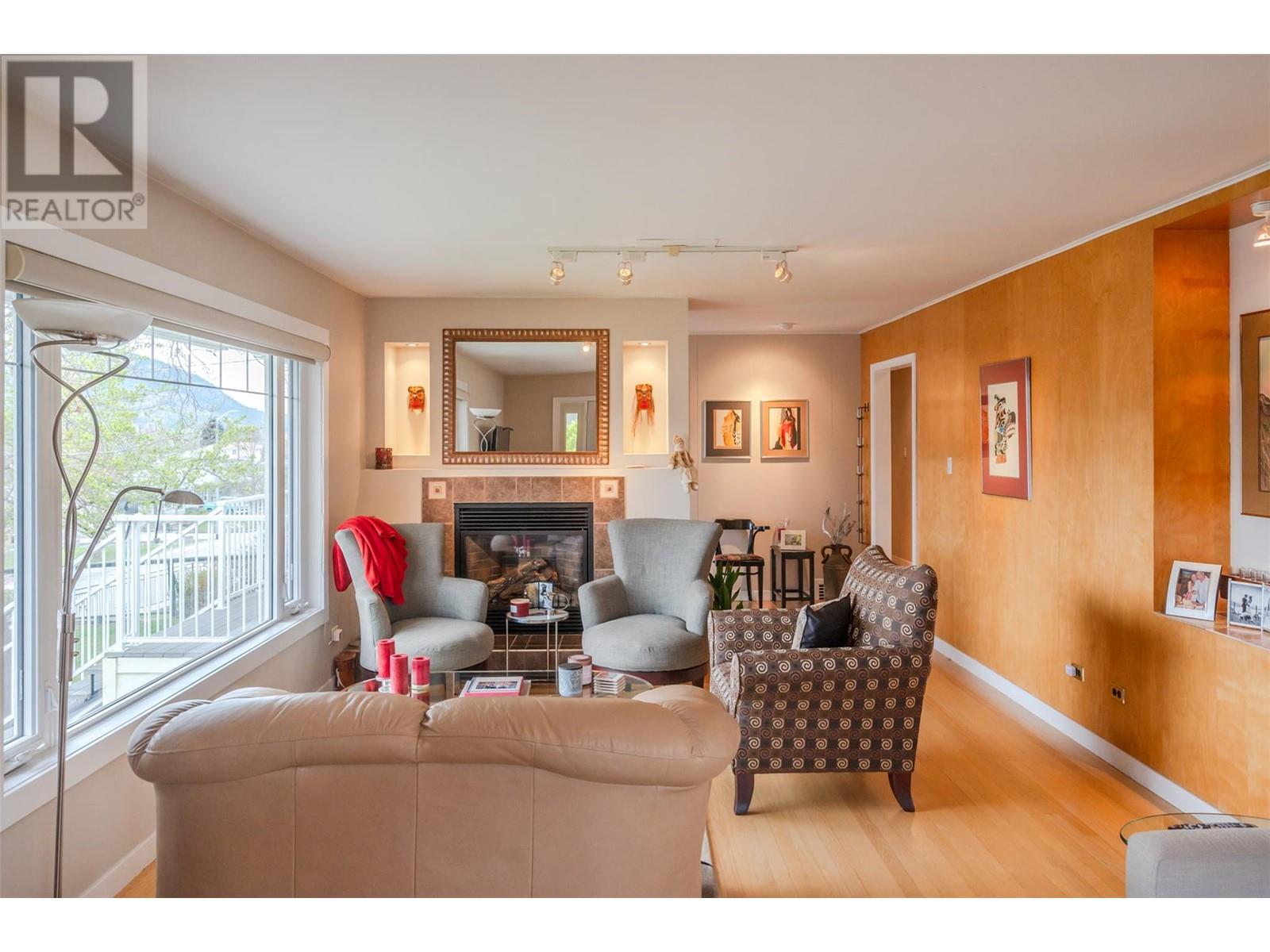 1482 Balfour Street, Penticton, British Columbia  V2A 4Z1 - Photo 15 - 10343205