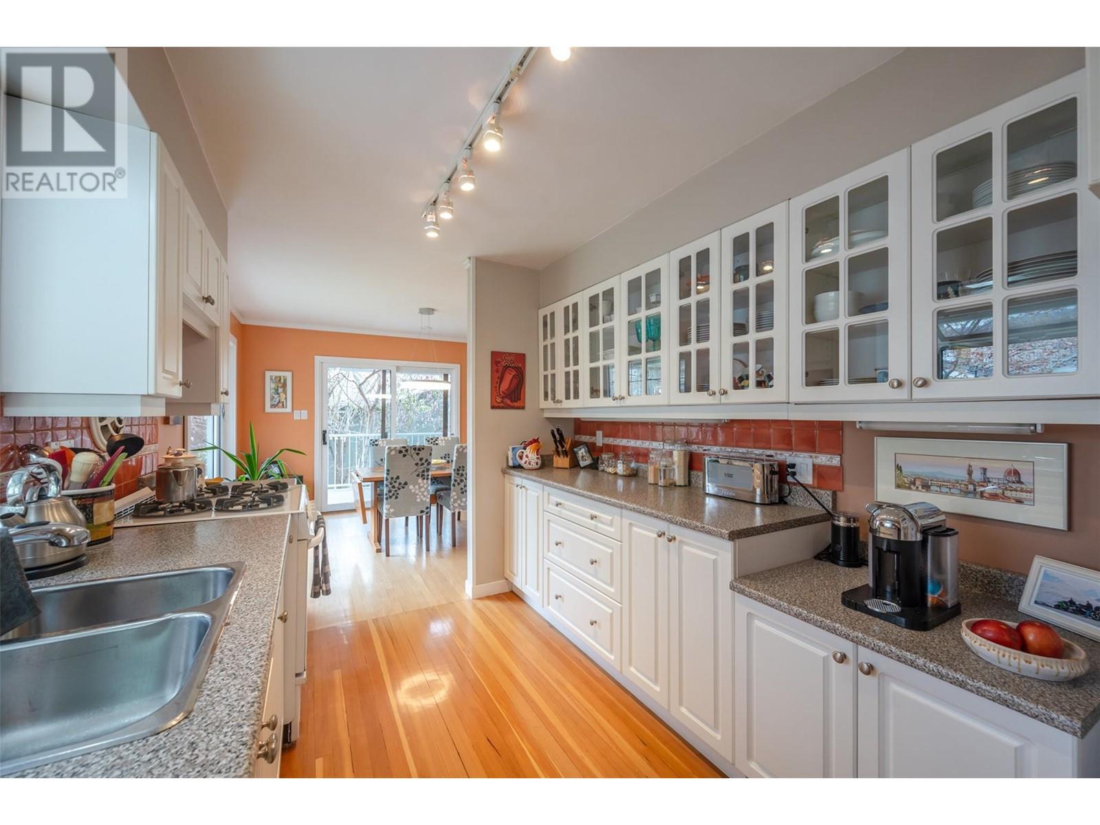 1482 Balfour Street, Penticton, British Columbia  V2A 4Z1 - Photo 30 - 10343205