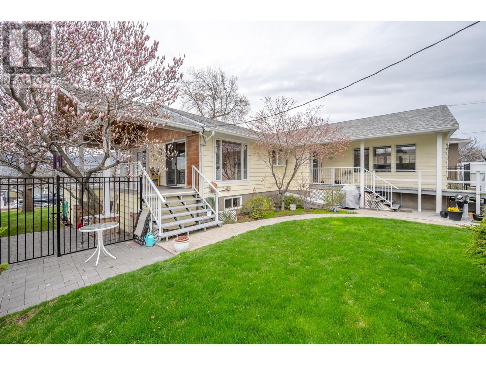 1482 Balfour Street, Penticton, British Columbia  V2A 4Z1 - Photo 60 - 10343205
