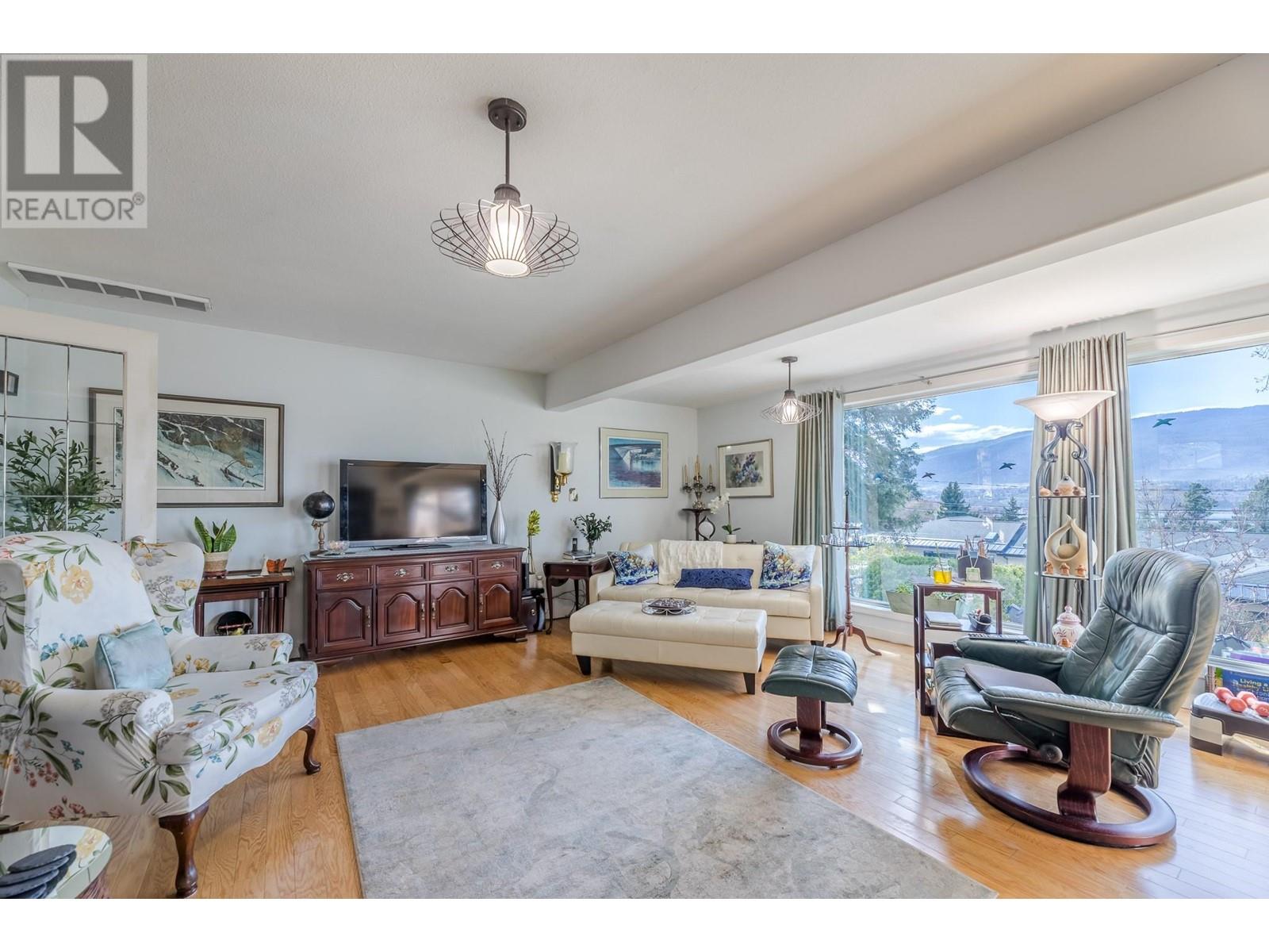 153 Lower Bench Road, Penticton, British Columbia  V2A 1B1 - Photo 4 - 10343135