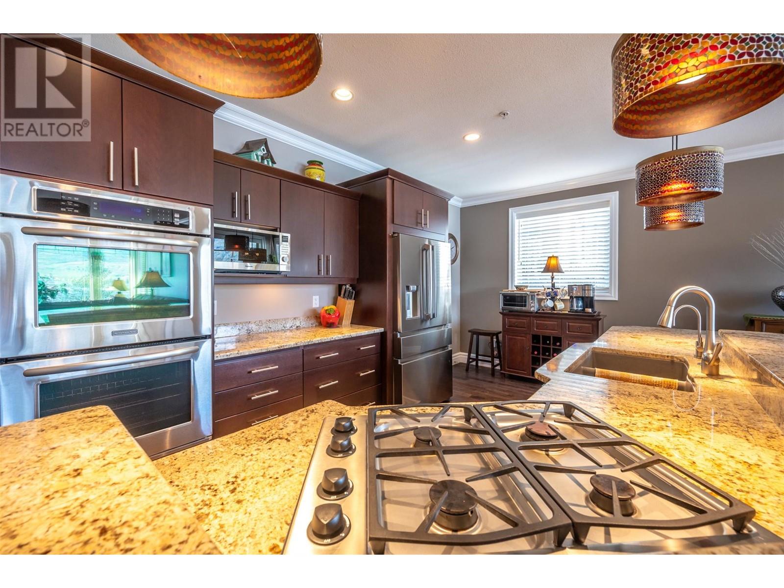 6208 89th Street, Osoyoos, British Columbia  V0H 1V1 - Photo 37 - 10343160