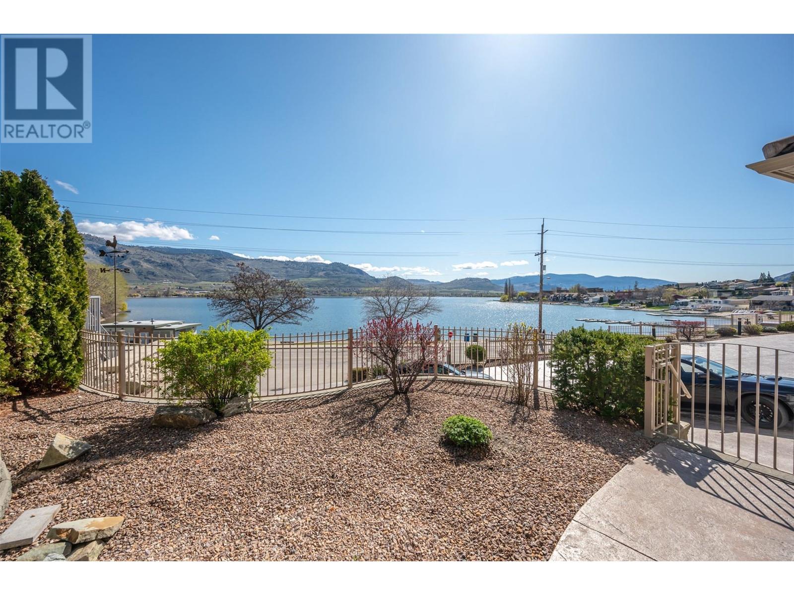 6208 89th Street, Osoyoos, British Columbia  V0H 1V1 - Photo 4 - 10343160