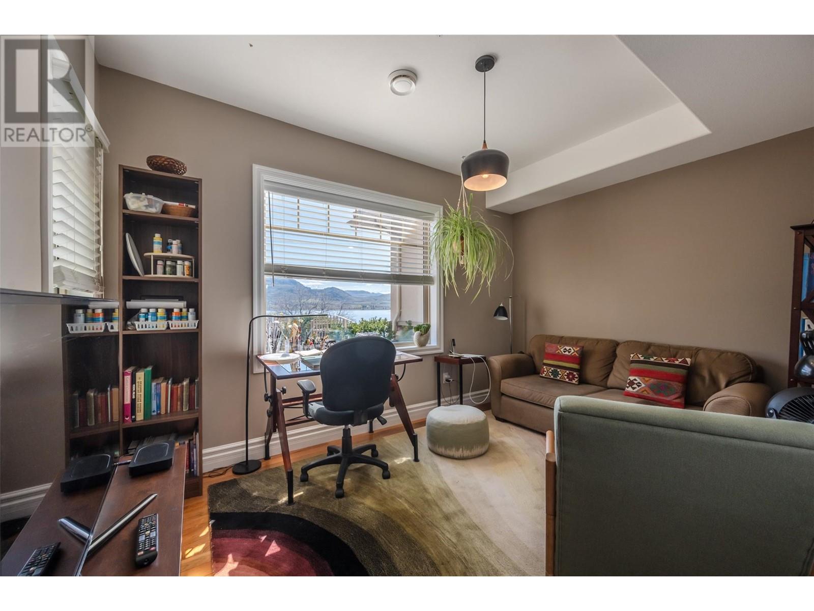 6208 89th Street, Osoyoos, British Columbia  V0H 1V1 - Photo 8 - 10343160