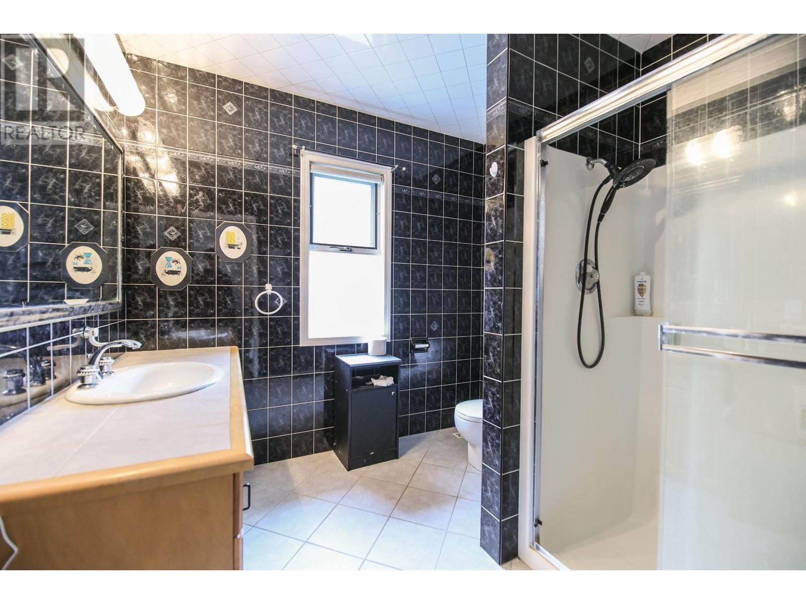 384 19 Road, Oliver, British Columbia  V0H 1T1 - Photo 37 - 10343248