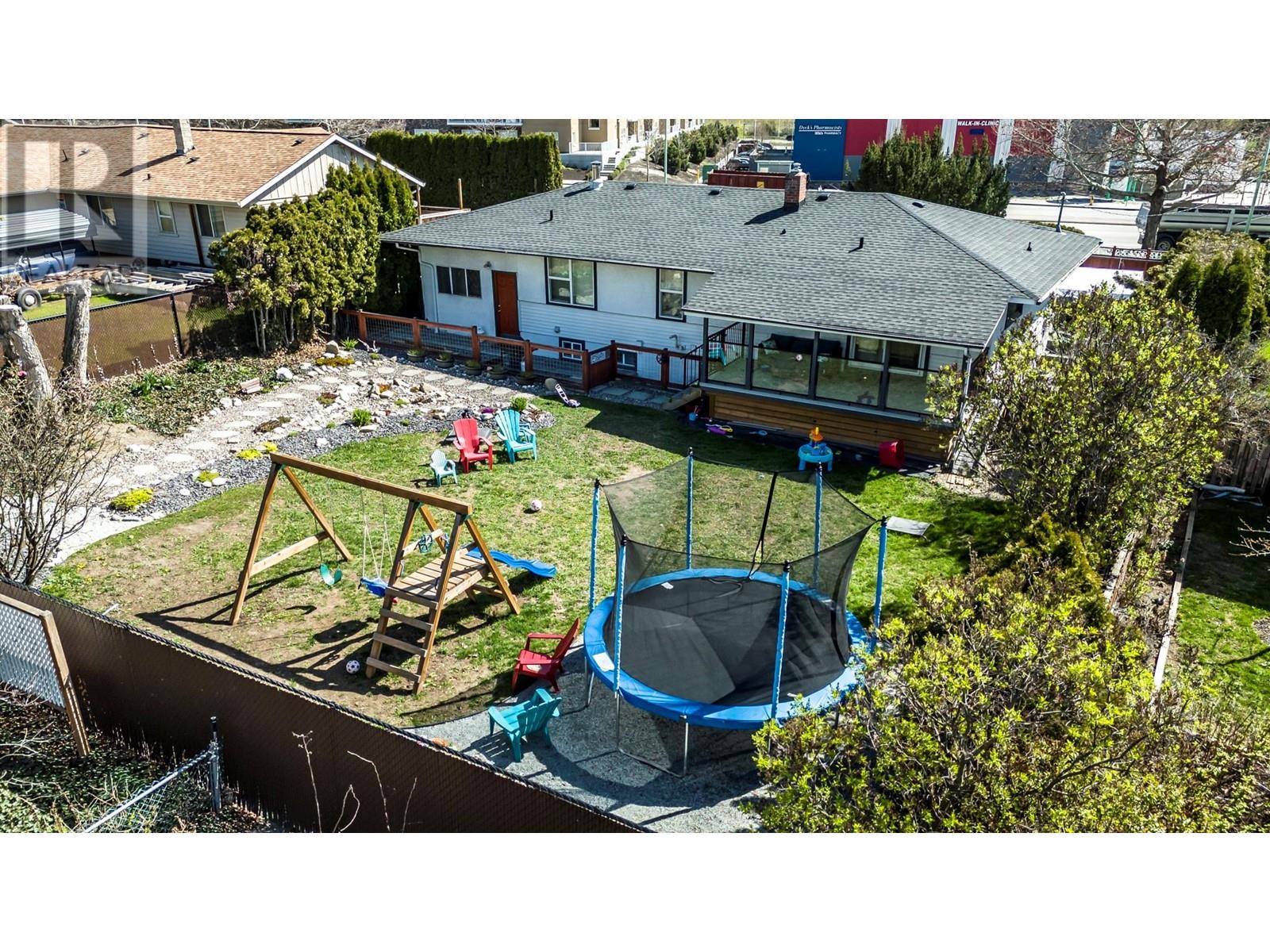 740 Glenmore Drive, Kelowna, British Columbia  V1Y 4N8 - Photo 29 - 10343452