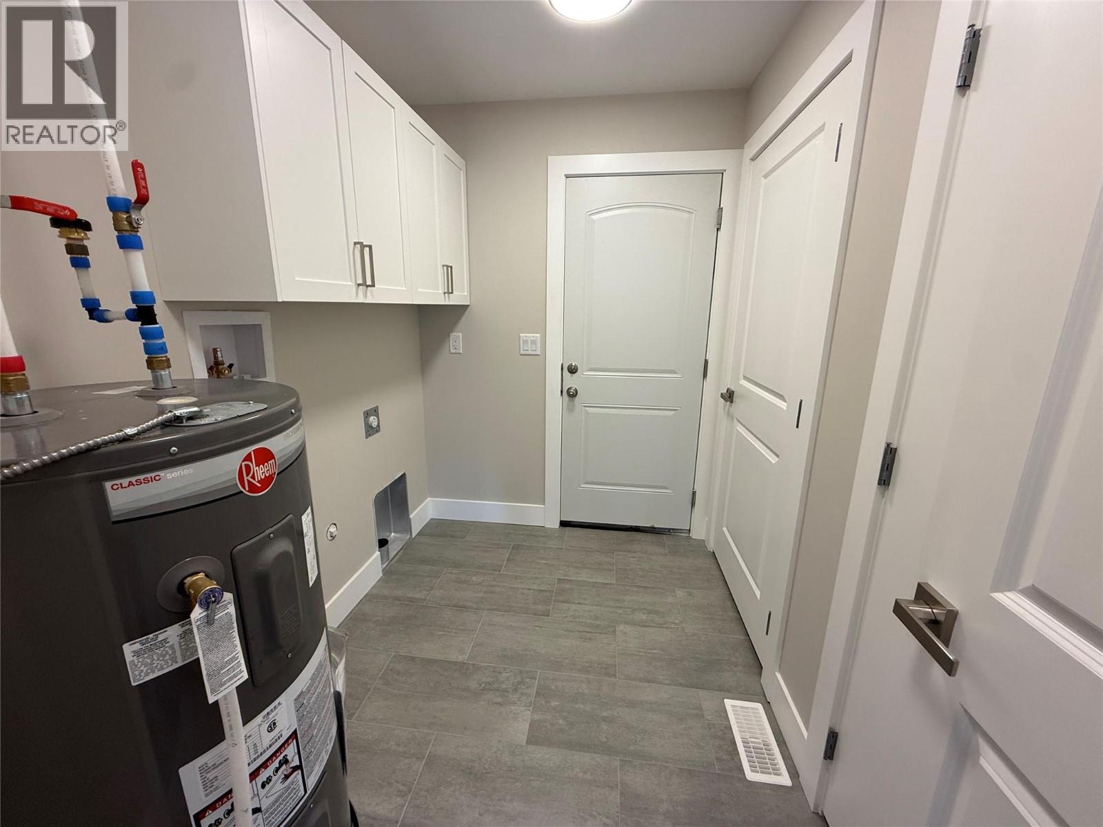 6060 19th Street, Grand Forks, British Columbia  V0H 1H0 - Photo 7 - 10343647