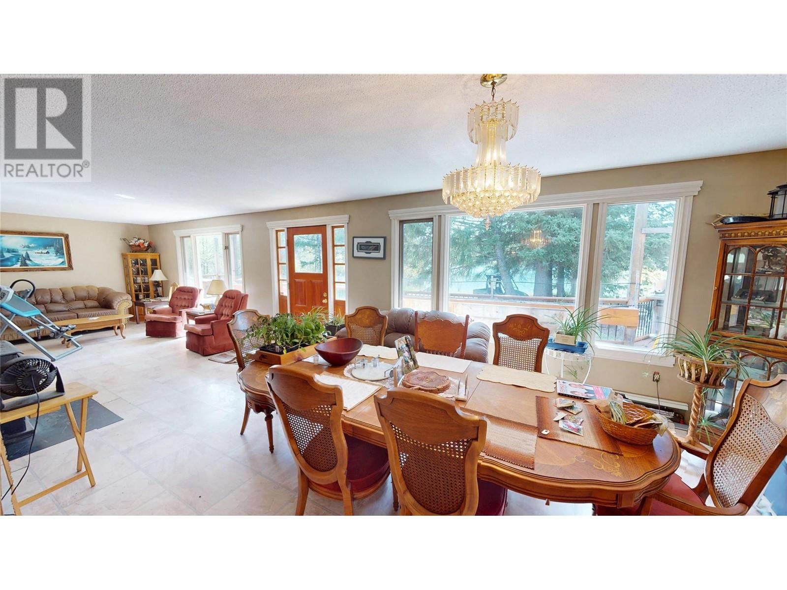 2325 Wardner Fort Steele Road, Fort Steele, British Columbia  V0B 1N0 - Photo 19 - 10343701