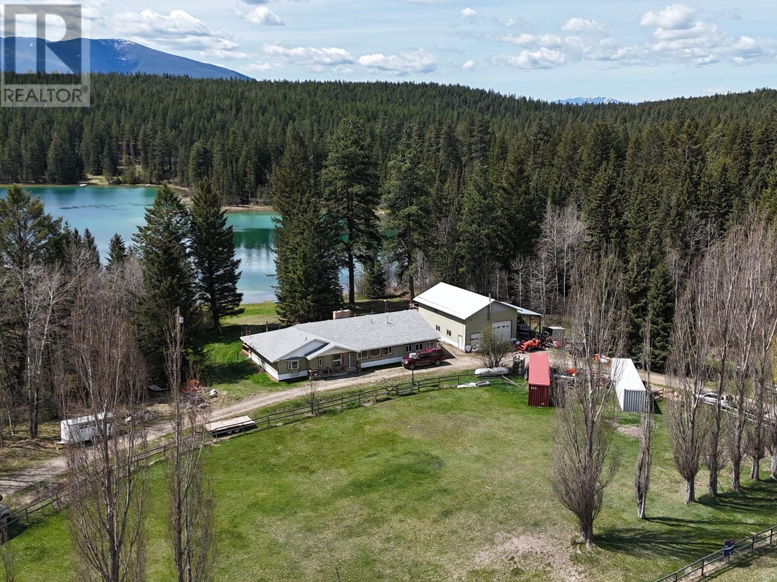 2325 Wardner Fort Steele Road, Fort Steele, British Columbia  V0B 1N0 - Photo 2 - 10343701