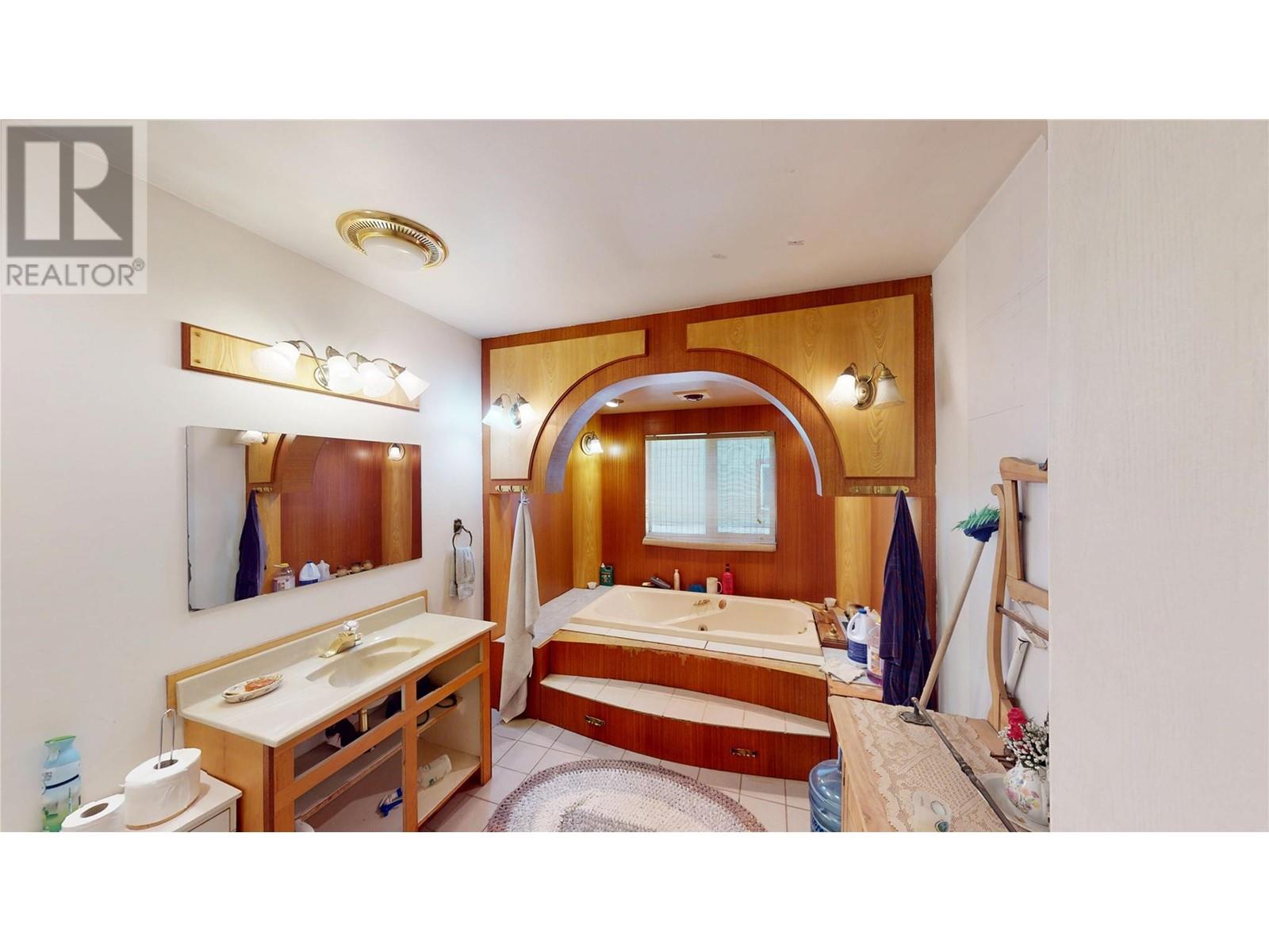 2325 Wardner Fort Steele Road, Fort Steele, British Columbia  V0B 1N0 - Photo 36 - 10343701