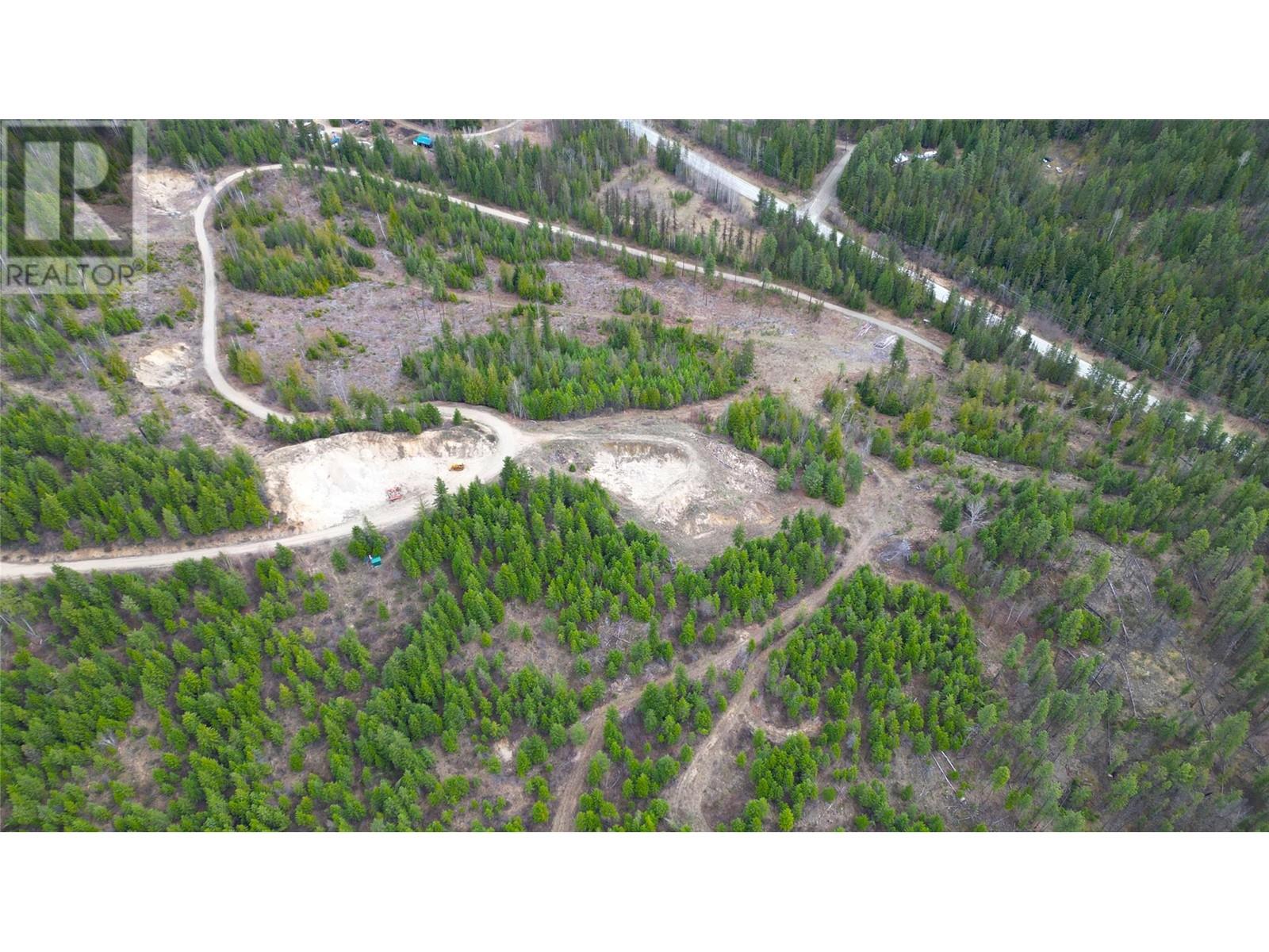 9300 6 Highway, Edgewood, British Columbia  V0G 1J0 - Photo 15 - 10343313