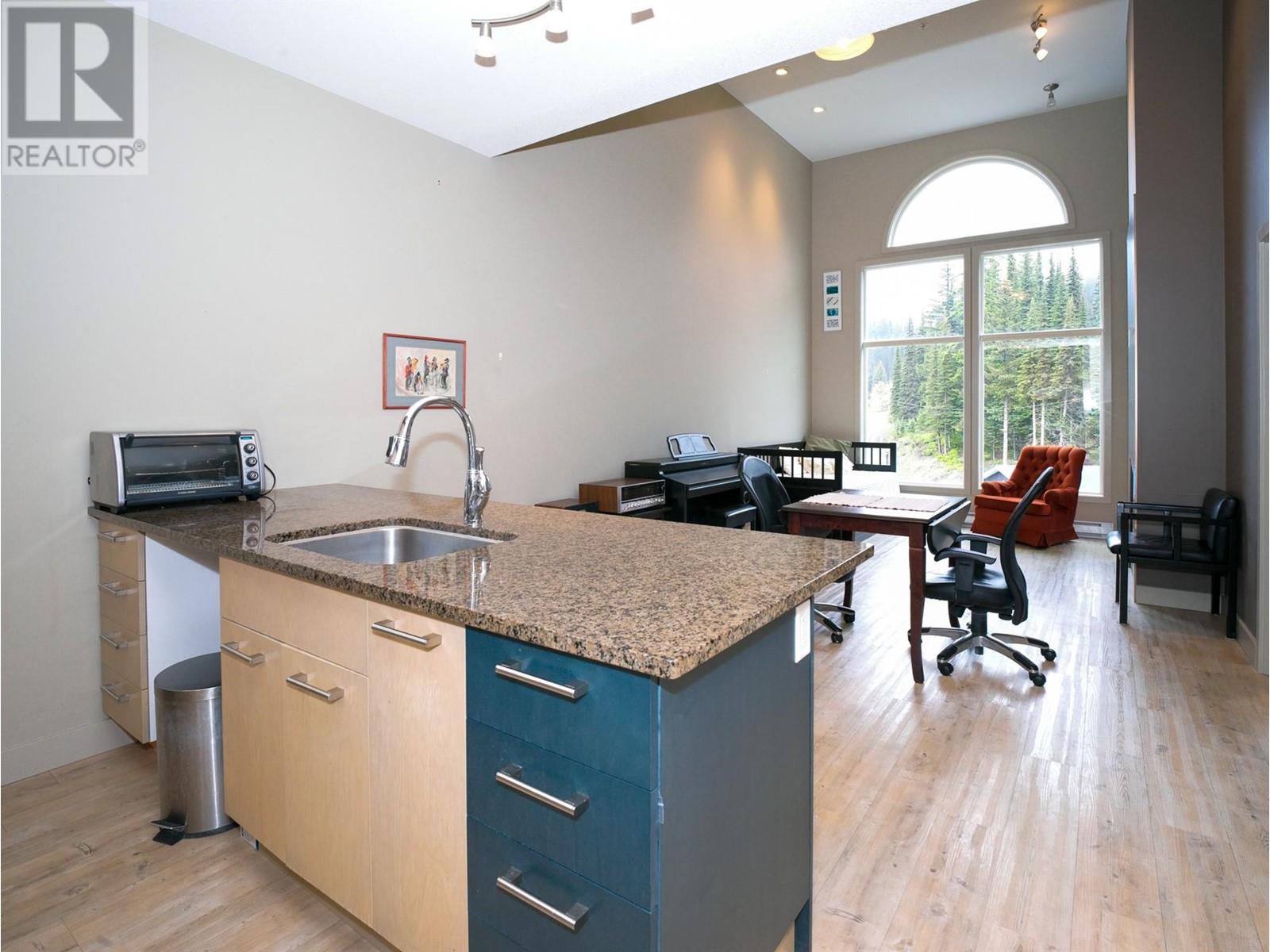 30 Monashee Road Unit# 303, Vernon, British Columbia  V1B 3M1 - Photo 10 - 10343717