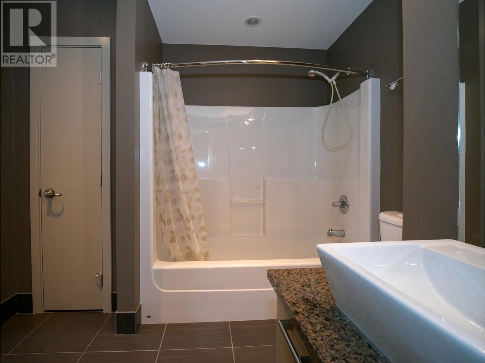 30 Monashee Road Unit# 303, Vernon, British Columbia  V1B 3M1 - Photo 27 - 10343717