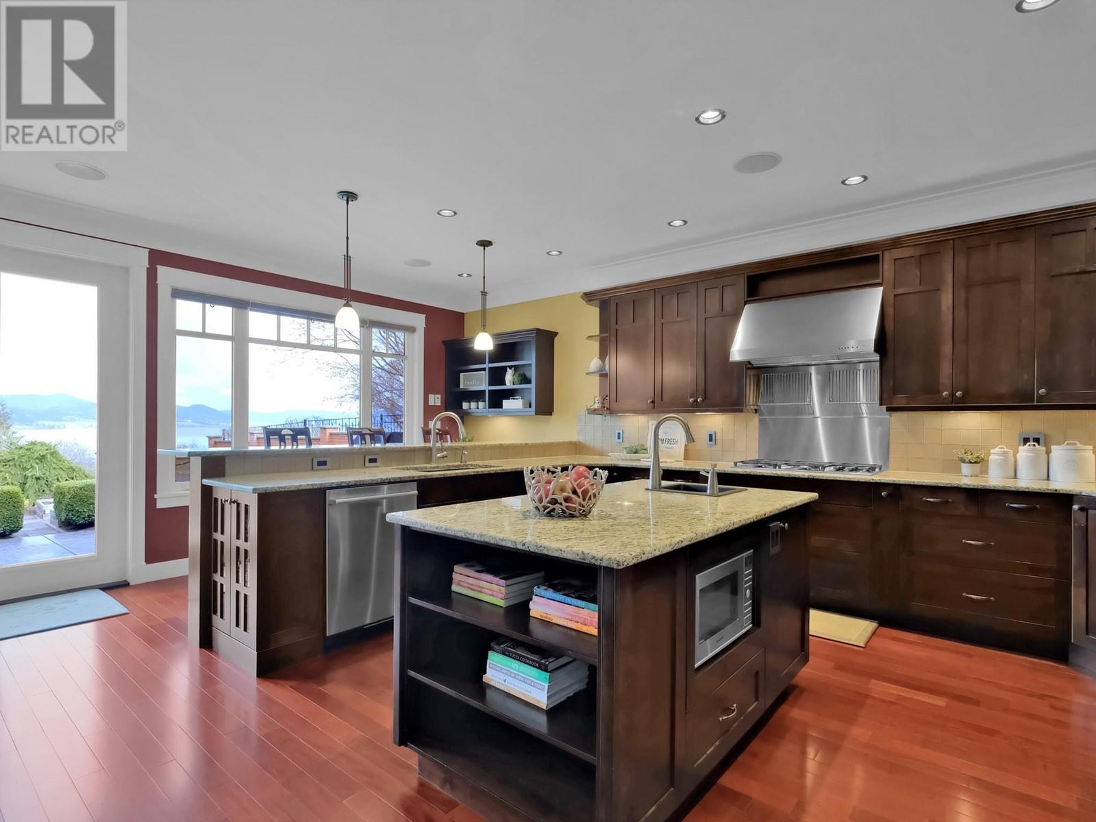 162 Vancouver Place, Penticton, British Columbia  V2A 1A7 - Photo 37 - 10343824