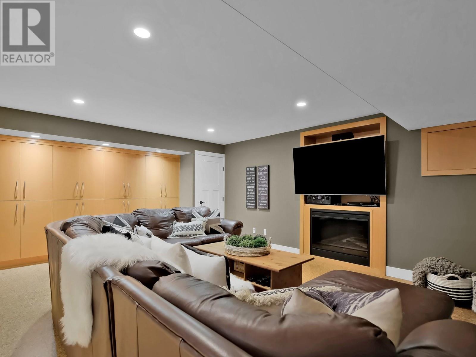162 Vancouver Place, Penticton, British Columbia  V2A 1A7 - Photo 46 - 10343824