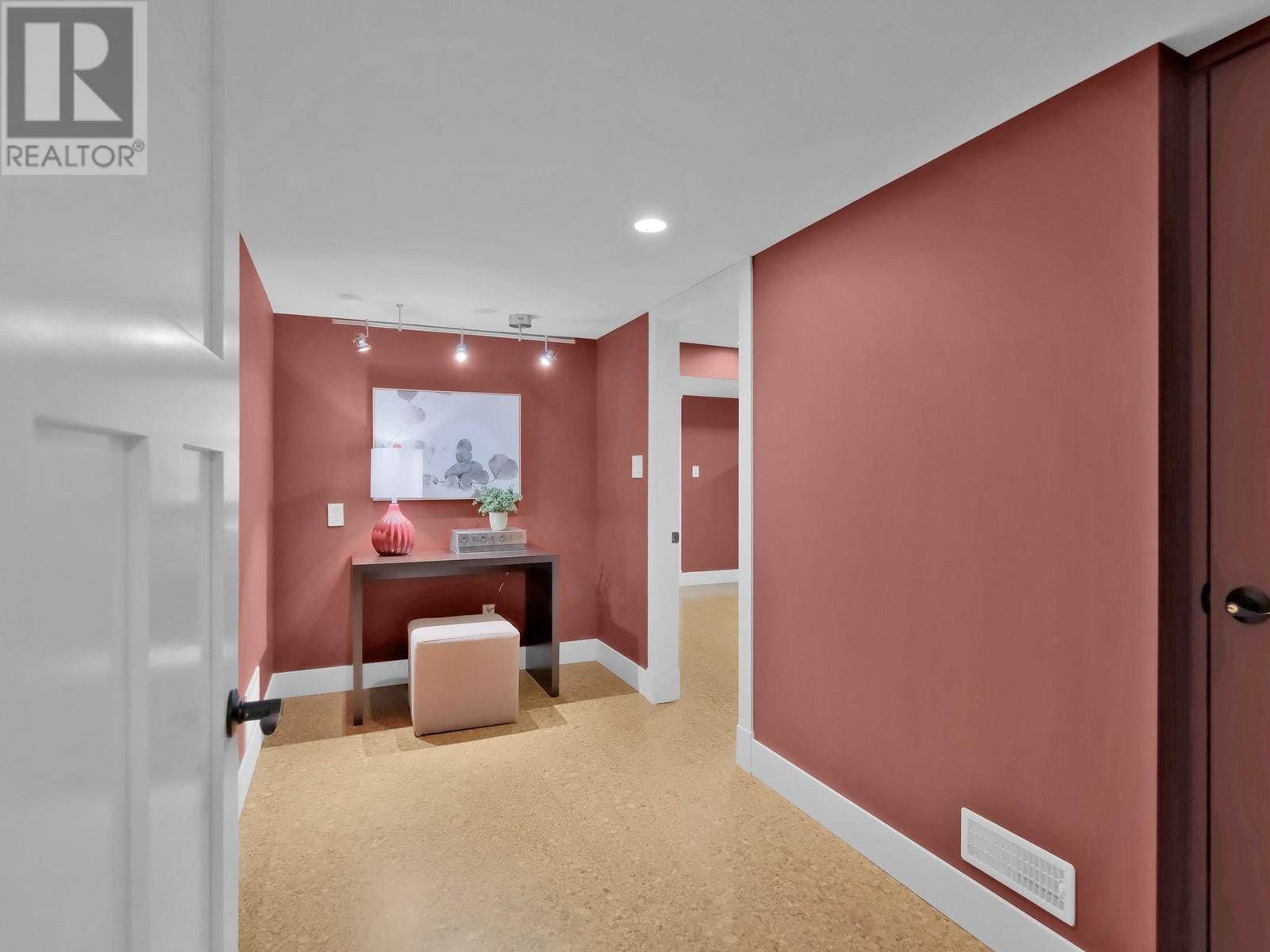 162 Vancouver Place, Penticton, British Columbia  V2A 1A7 - Photo 48 - 10343824