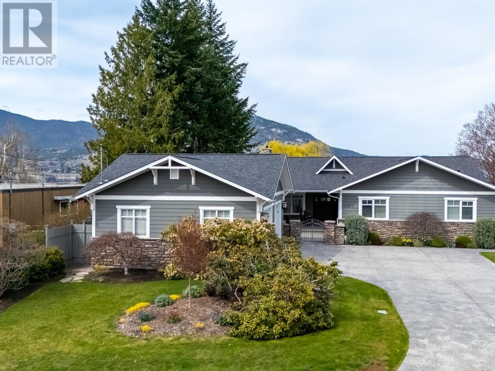 162 Vancouver Place, Penticton, British Columbia  V2A 1A7 - Photo 60 - 10343824