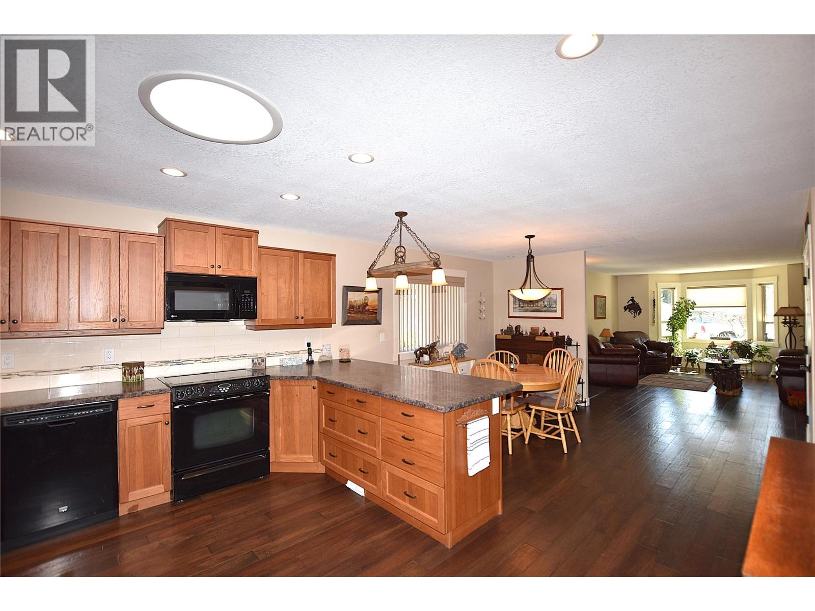 494 Kingfisher Avenue, Vernon, British Columbia  V1H 2A1 - Photo 12 - 10343837