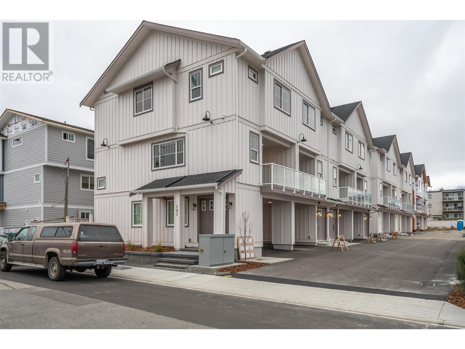 784 Argyle Street Unit# 103, Penticton, British Columbia  V2A 5G7 - Photo 1 - 10343869