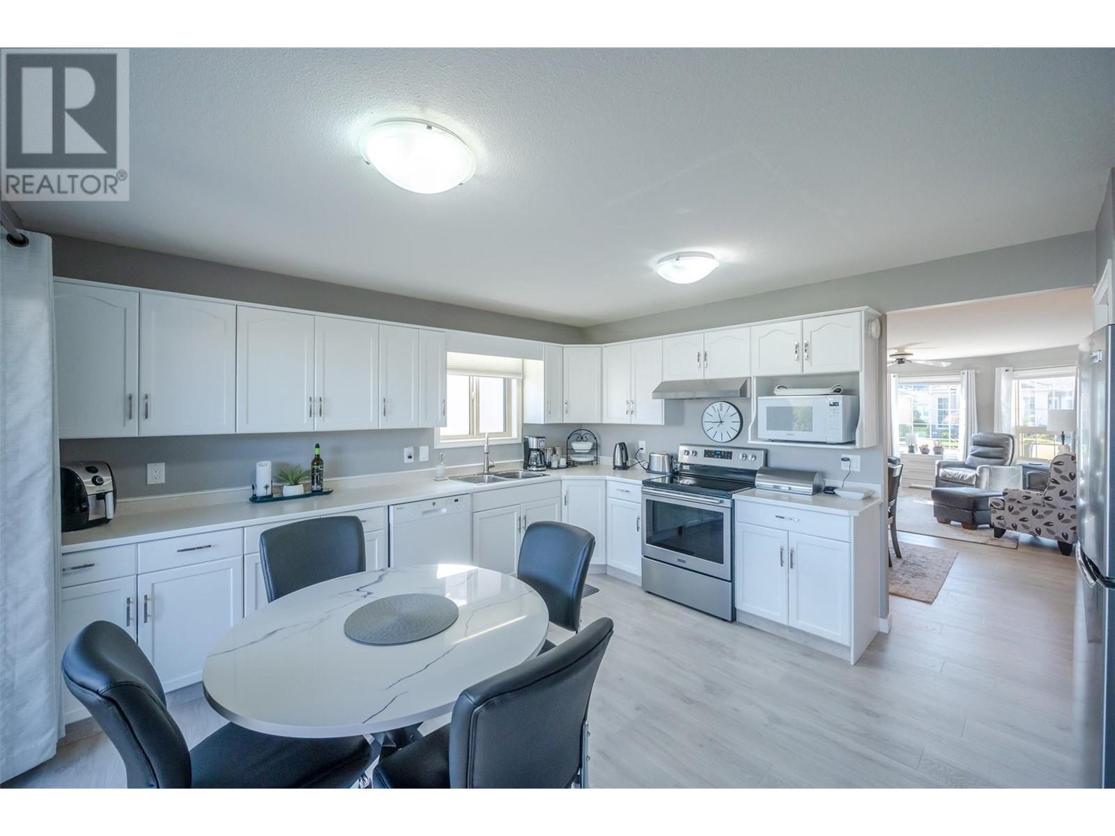 3333 South Main Street Unit# 122, Penticton, British Columbia  V2A 8J8 - Photo 18 - 10343635