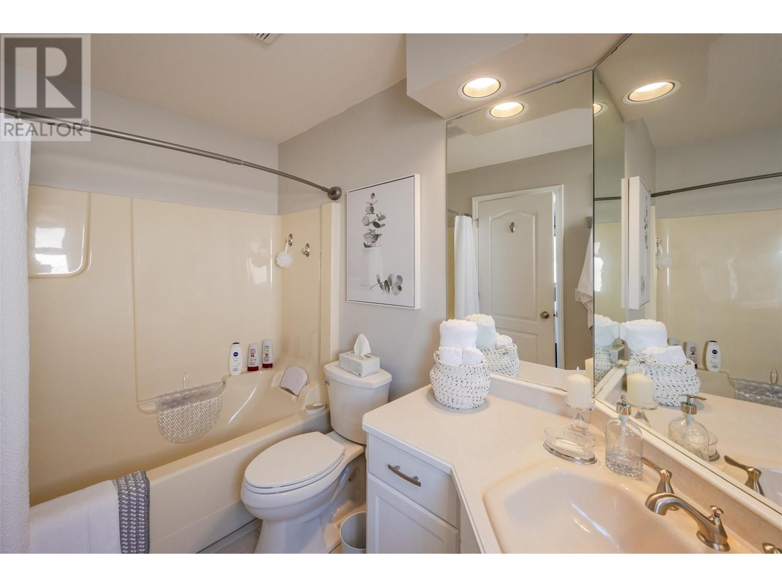 3333 South Main Street Unit# 122, Penticton, British Columbia  V2A 8J8 - Photo 29 - 10343635