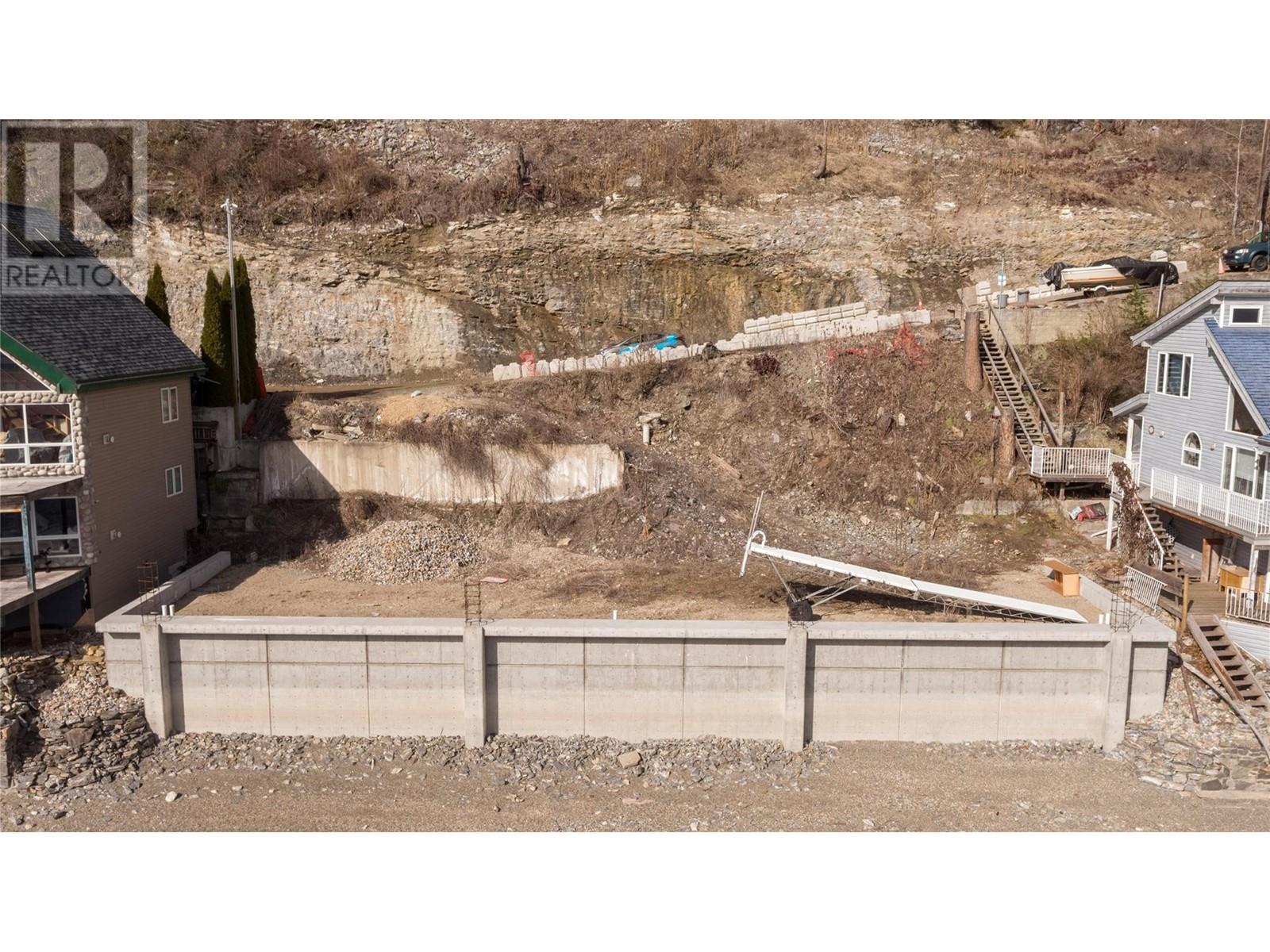 4780 Sunnybrae Canoe Point Road Unit# 10, Tappen, British Columbia  V0E 2X1 - Photo 9 - 10343843