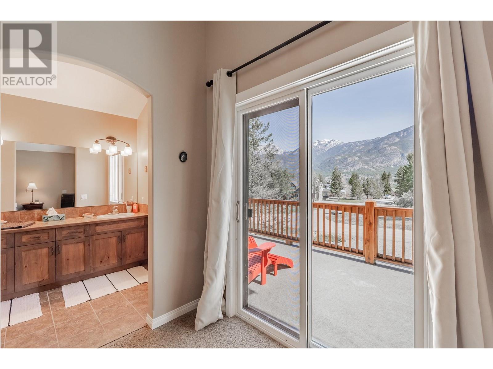 6992 Columbia Ridge Drive, Fairmont Hot Springs, British Columbia  V0B 1L2 - Photo 27 - 10343850
