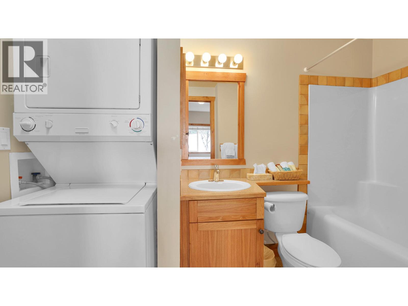 701 14a Crescent Unit# 111h, Invermere, British Columbia  V0A 1K0 - Photo 13 - 10343455