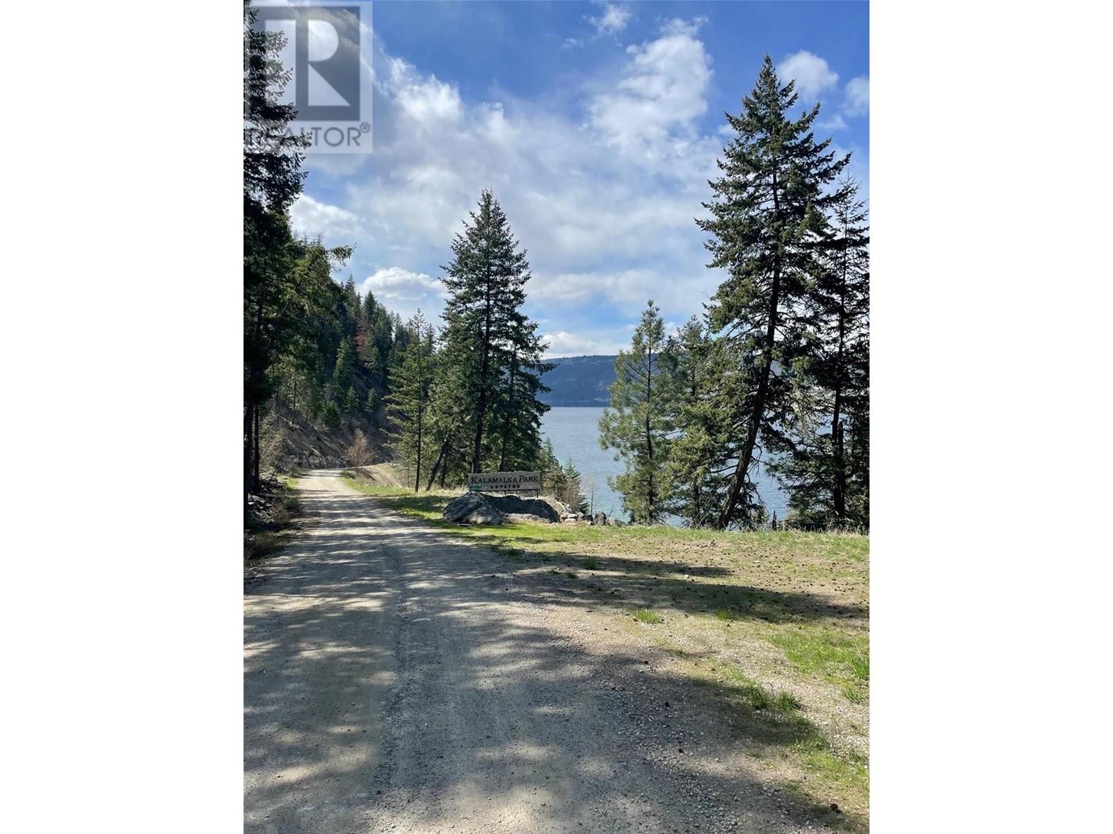 5649 Cosens Bay Road Unit# 8, Coldstream, British Columbia  V1B 1N8 - Photo 13 - 10343804