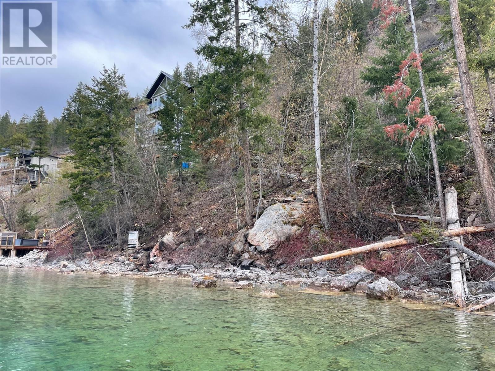 5649 Cosens Bay Road Unit# 8, Coldstream, British Columbia  V1B 1N8 - Photo 15 - 10343804