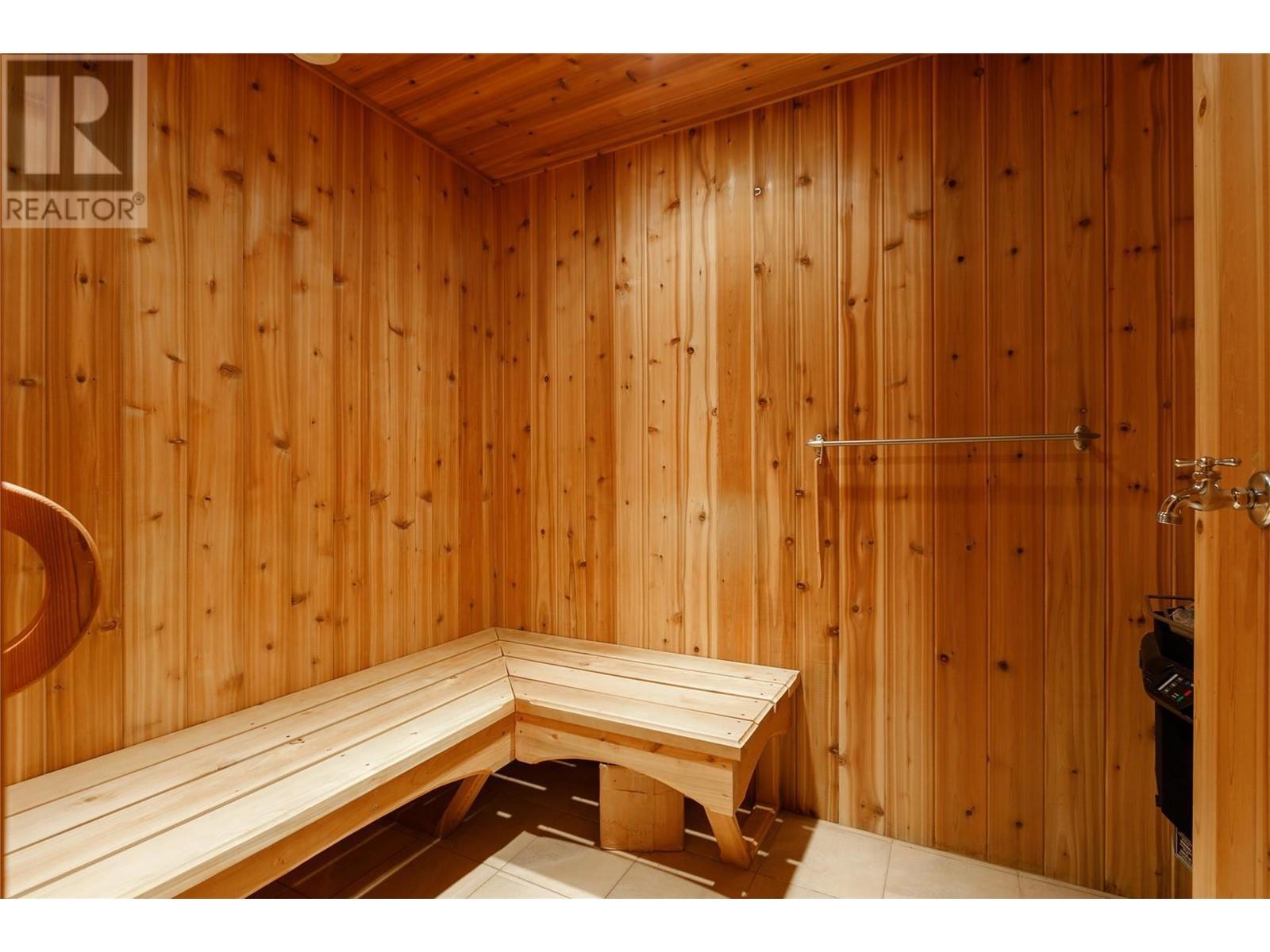 450 Niblick Court, Vernon, British Columbia  V1H 1V6 - Photo 39 - 10343271