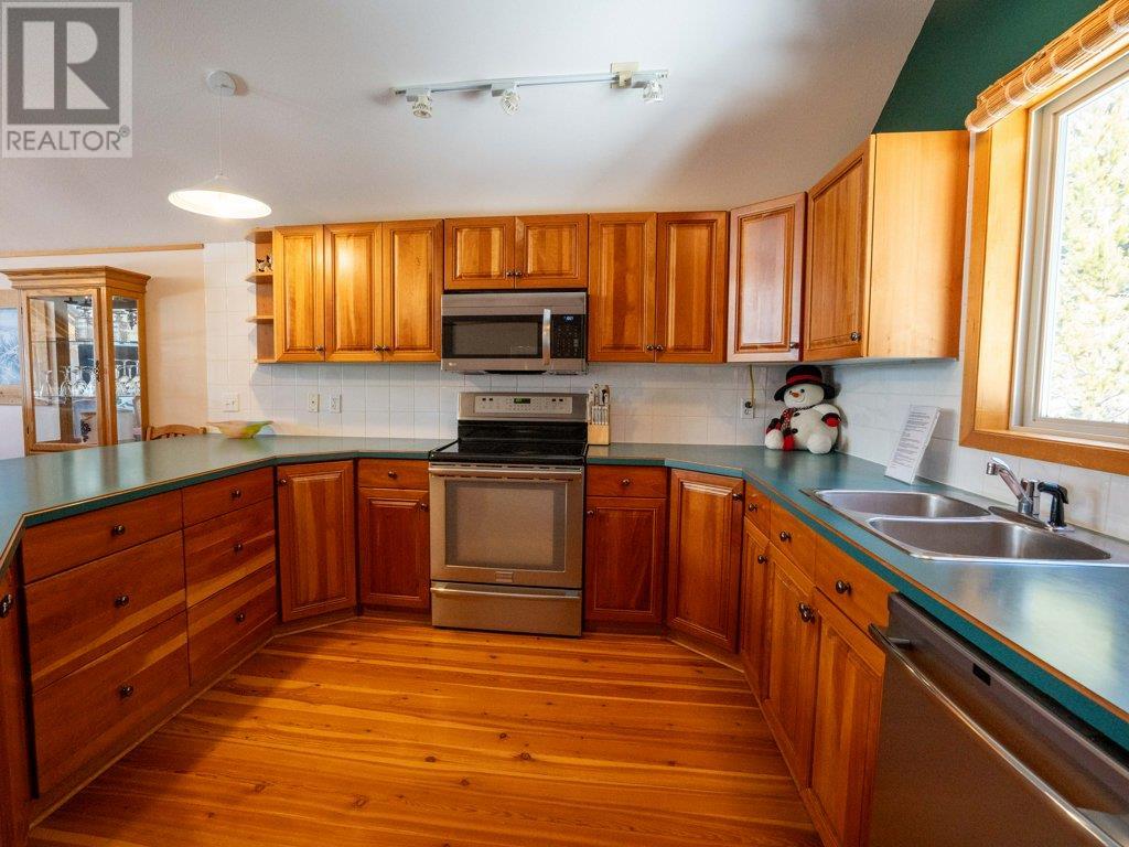 273 Clearview Road, Penticton, British Columbia  V0X 1K0 - Photo 12 - 10344041