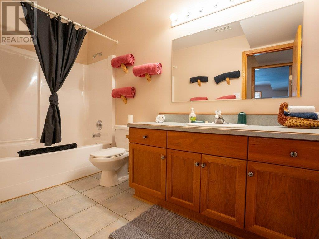 273 Clearview Road, Penticton, British Columbia  V0X 1K0 - Photo 21 - 10344041