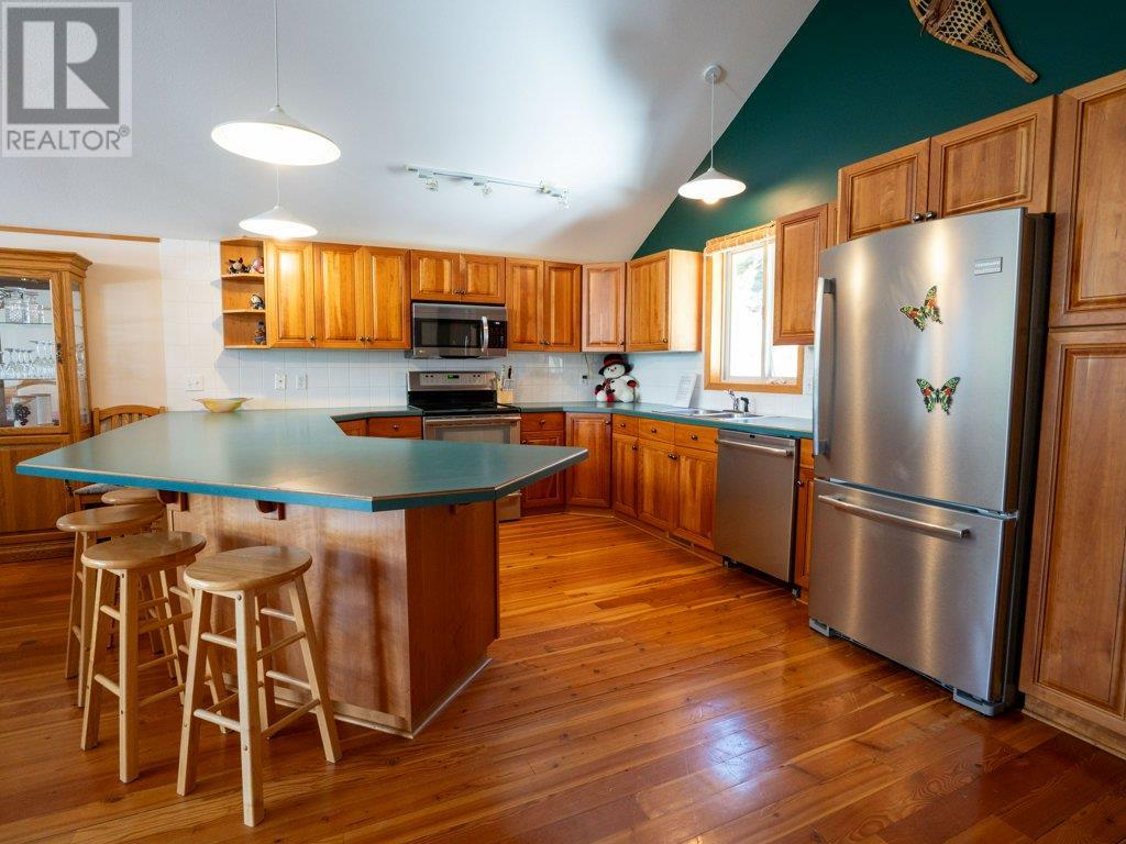 273 Clearview Road, Penticton, British Columbia  V0X 1K0 - Photo 3 - 10344041