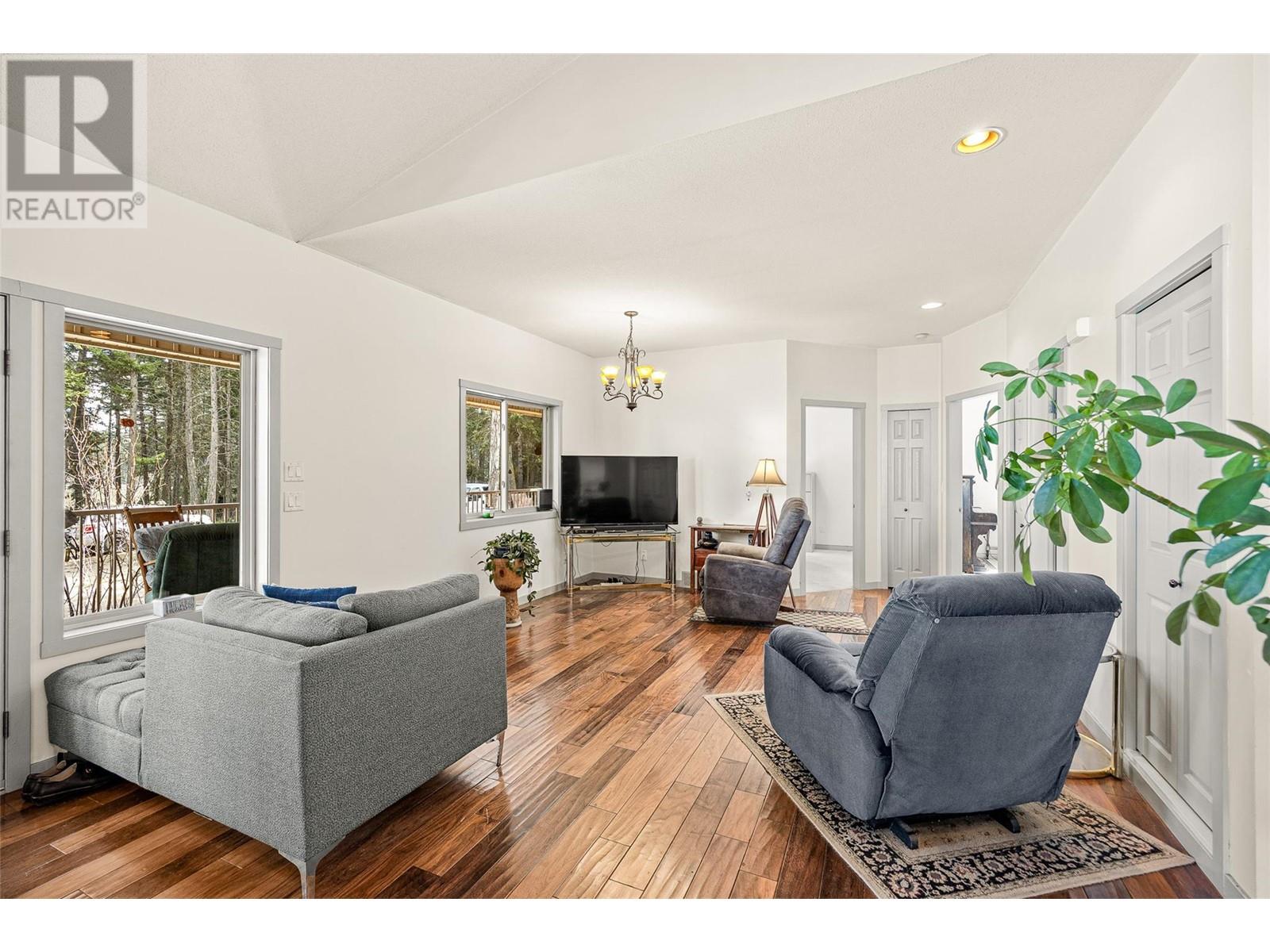 3410 Preston Road, West Kelowna, British Columbia  V4T 1V9 - Photo 6 - 10342907