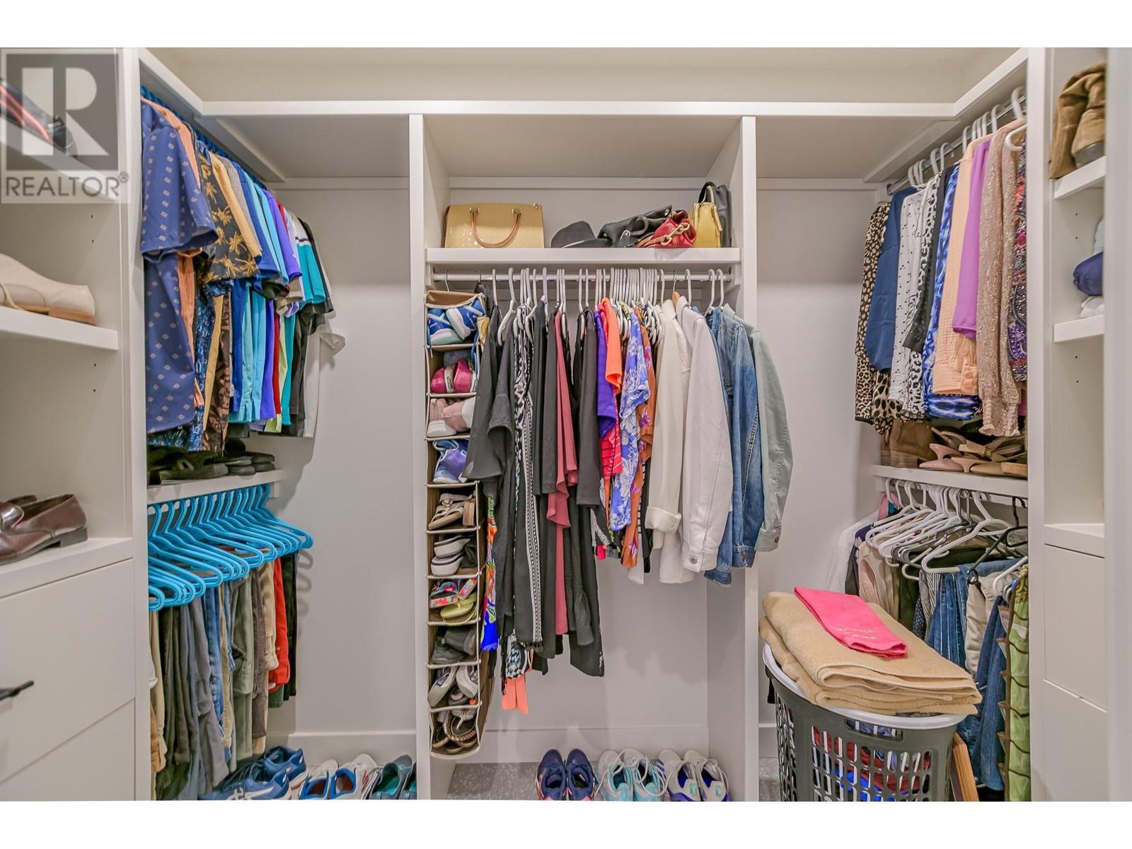 7750 Golf Course Road, Anglemont, British Columbia  V0E 1M8 - Photo 13 - 10344080