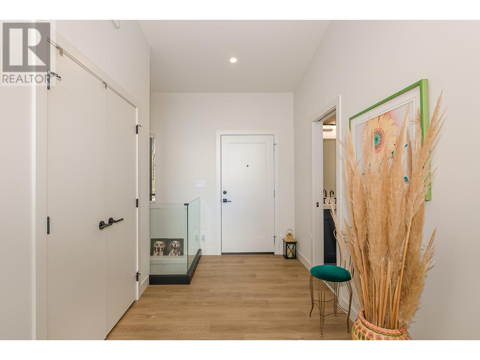 7750 Golf Course Road, Anglemont, British Columbia  V0E 1M8 - Photo 23 - 10344080