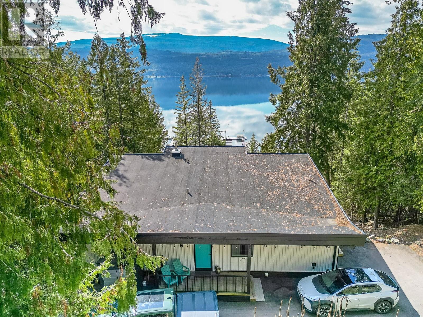 7750 Golf Course Road, Anglemont, British Columbia  V0E 1M8 - Photo 63 - 10344080