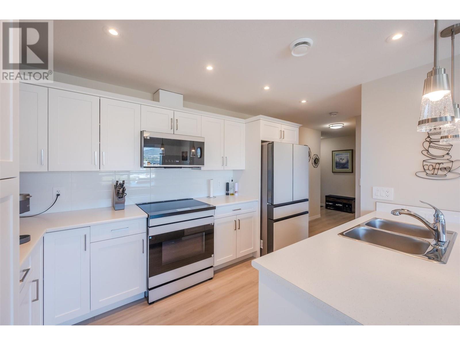 3362 Skaha Lake Road Unit# 601, Penticton, British Columbia  V2A 6G4 - Photo 9 - 10343991