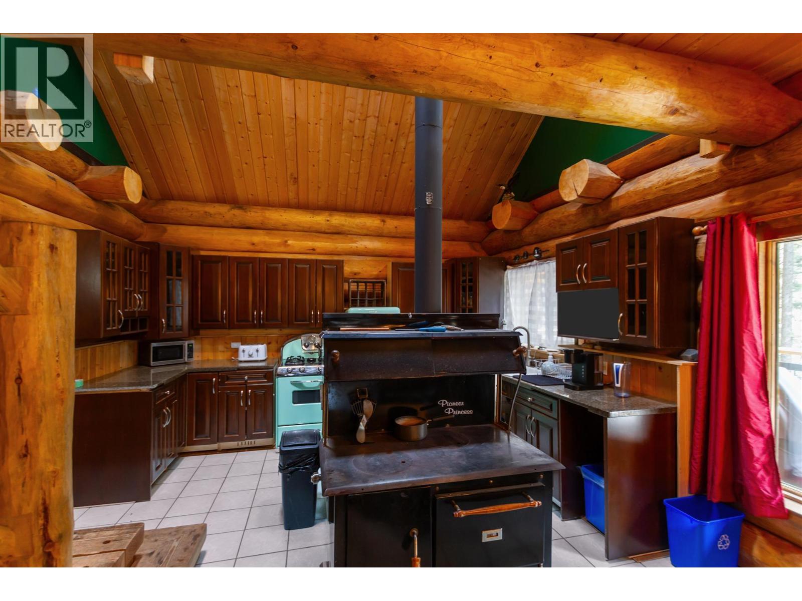 151 Lupine Road, Manning Park, British Columbia  V0X 1R0 - Photo 5 - 10343163