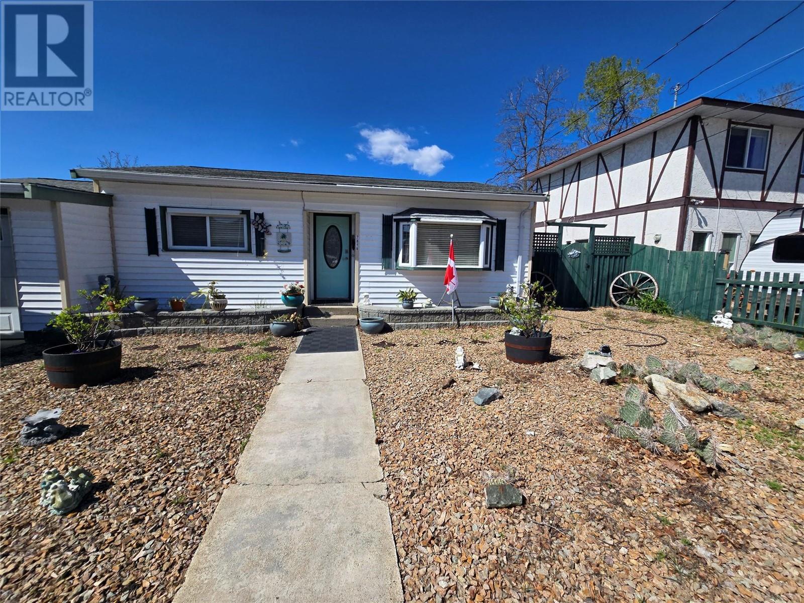 7816 89th Street, Osoyoos, British Columbia  V0h 1V0 - Photo 1 - 10344128