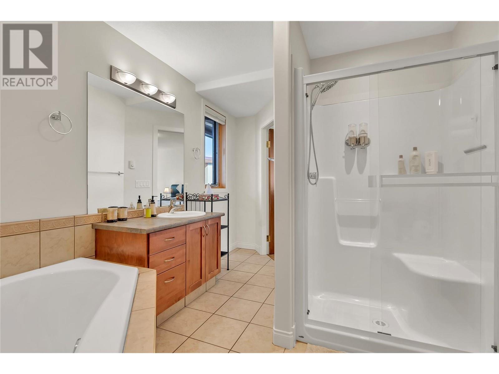 250 Marina Way Unit# 506, Penticton, British Columbia  V2A 1H4 - Photo 27 - 10344125