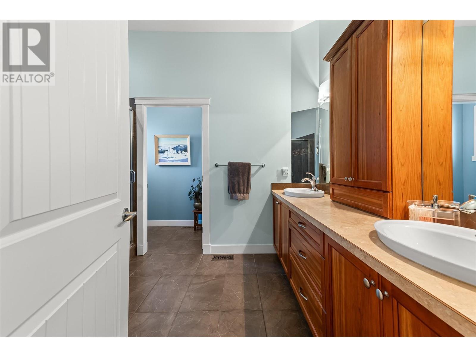 1576 Holden Road, Penticton, British Columbia  V2A 8M9 - Photo 14 - 10343806