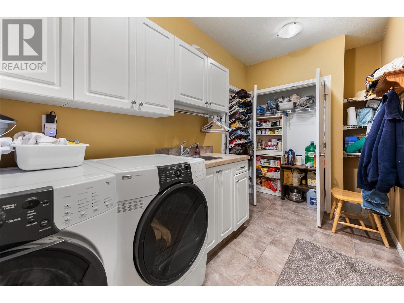 1576 Holden Road, Penticton, British Columbia  V2A 8M9 - Photo 27 - 10343806