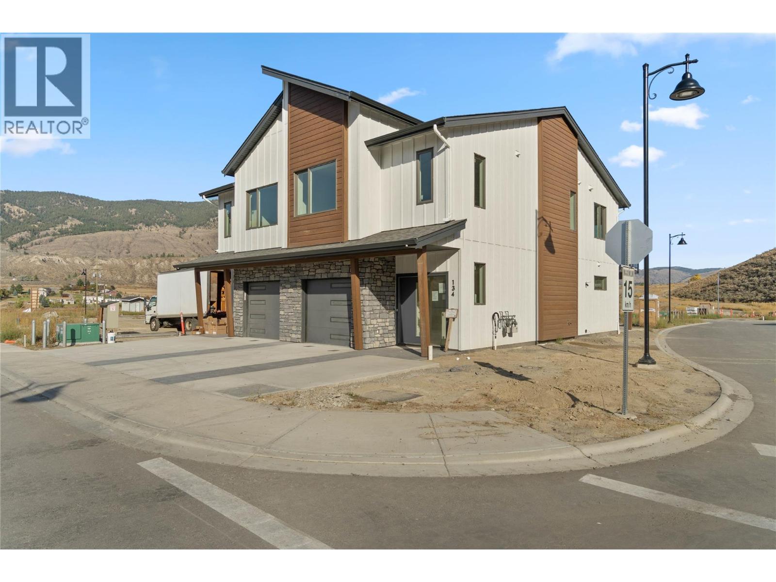 3580 Valleyview Drive Unit# 135, Kamloops, British Columbia  V2C 0H5 - Photo 3 - 10342977