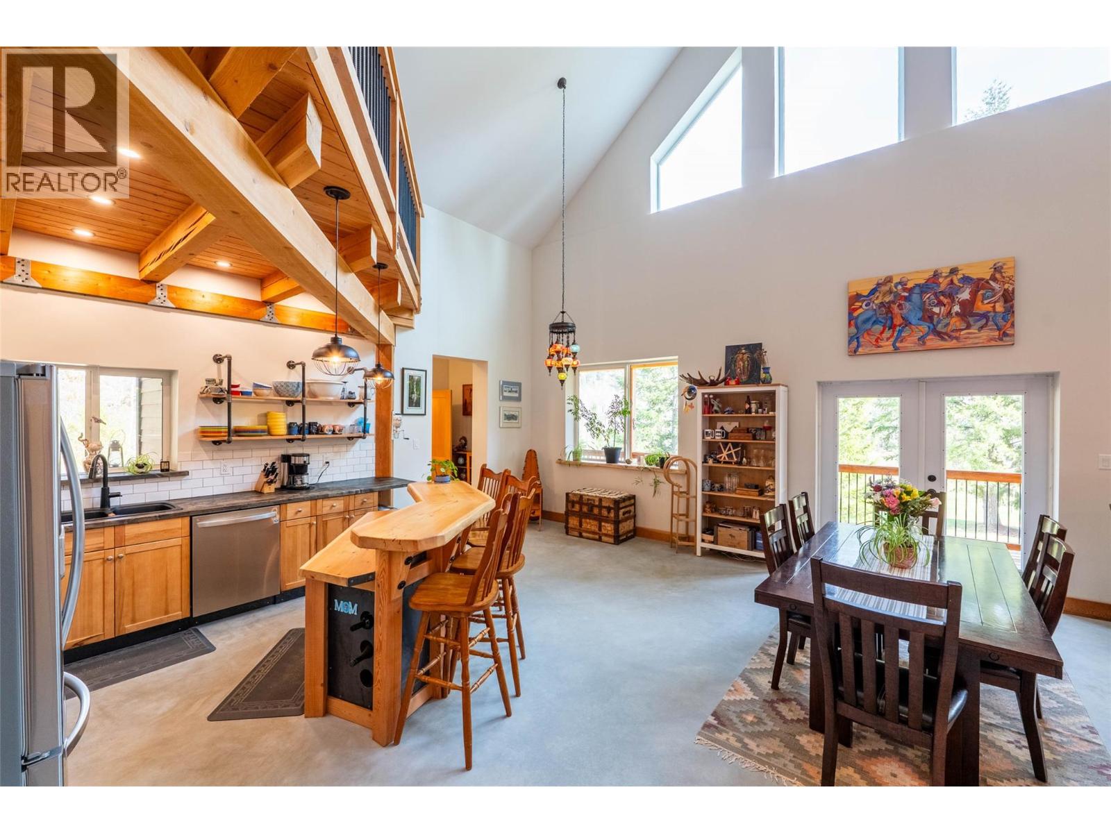 8774 6 Highway, Salmo, British Columbia  V0G 1Z0 - Photo 11 - 10343213