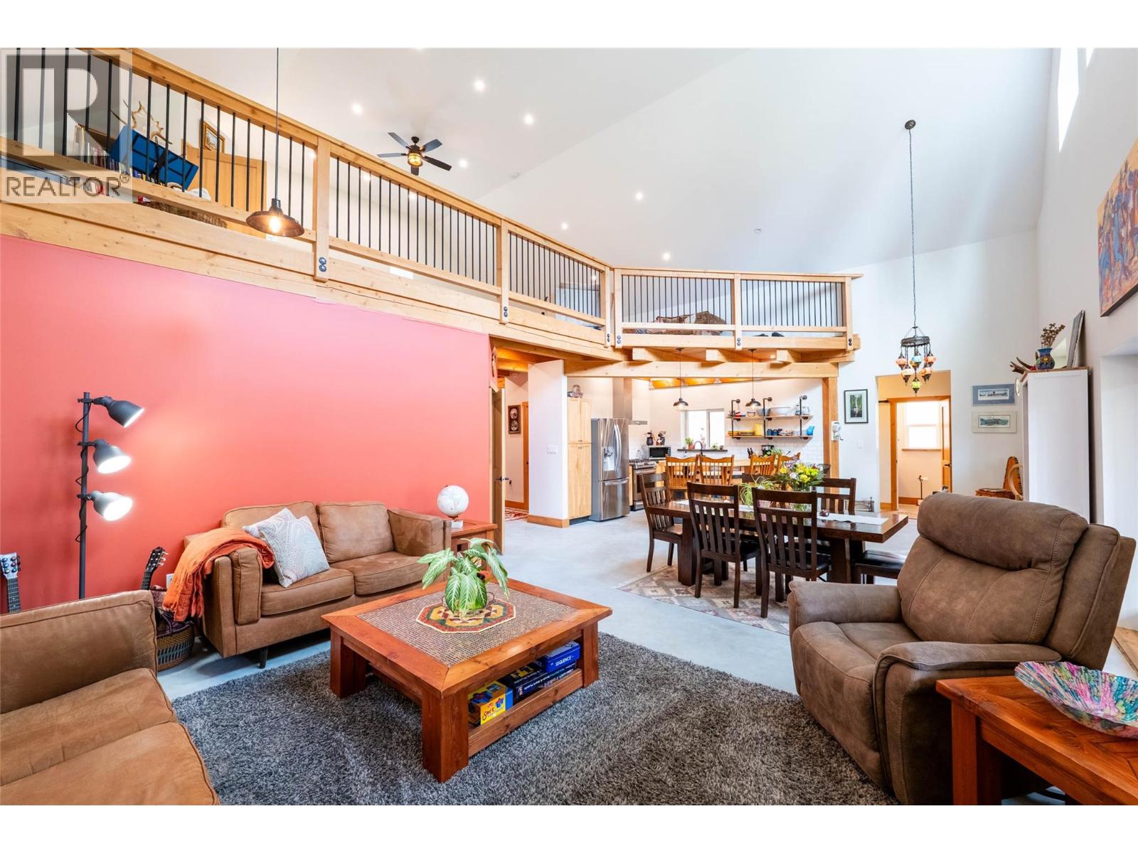 8774 6 Highway, Salmo, British Columbia  V0G 1Z0 - Photo 12 - 10343213