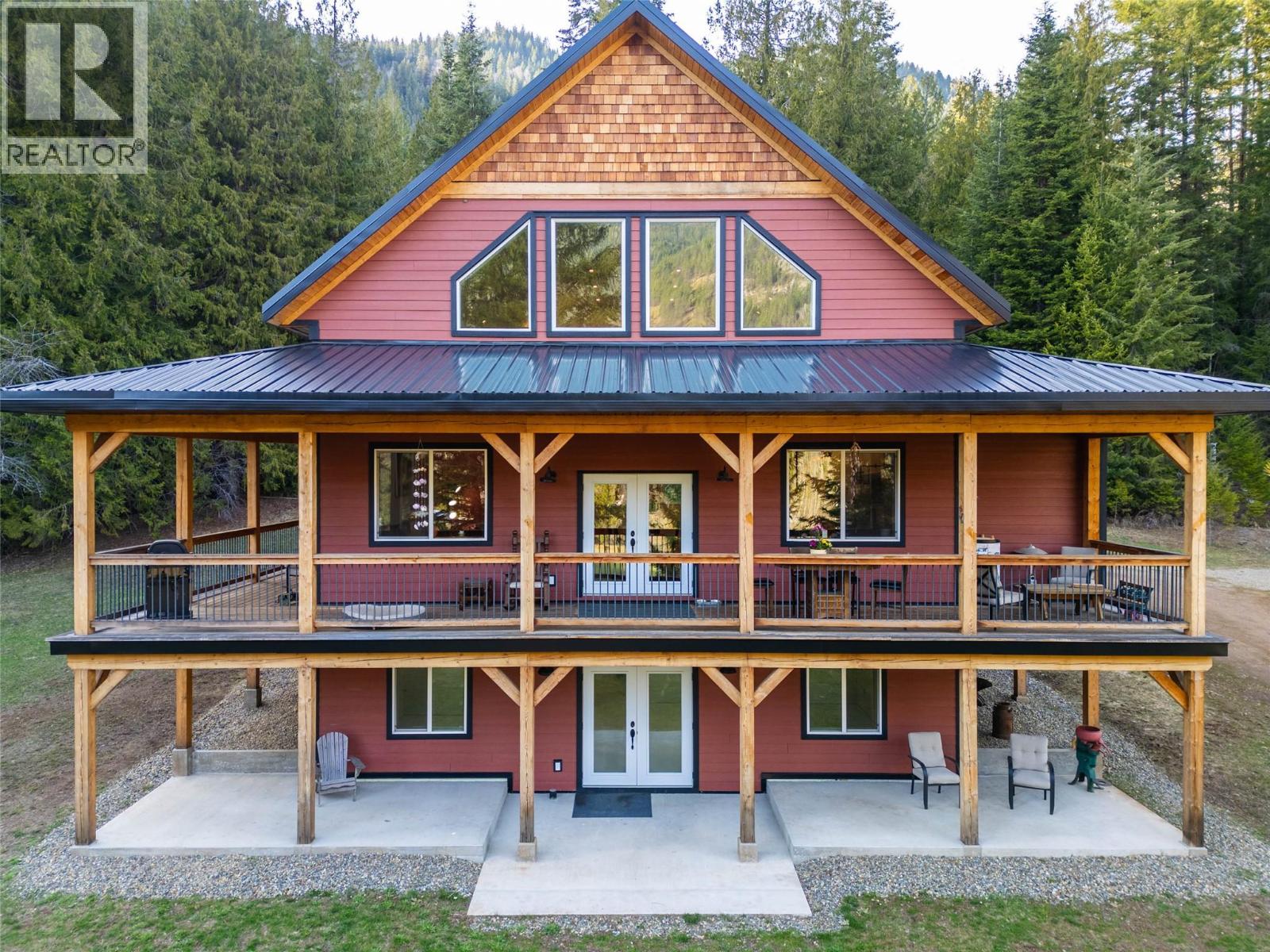 8774 6 Highway, Salmo, British Columbia  V0G 1Z0 - Photo 32 - 10343213