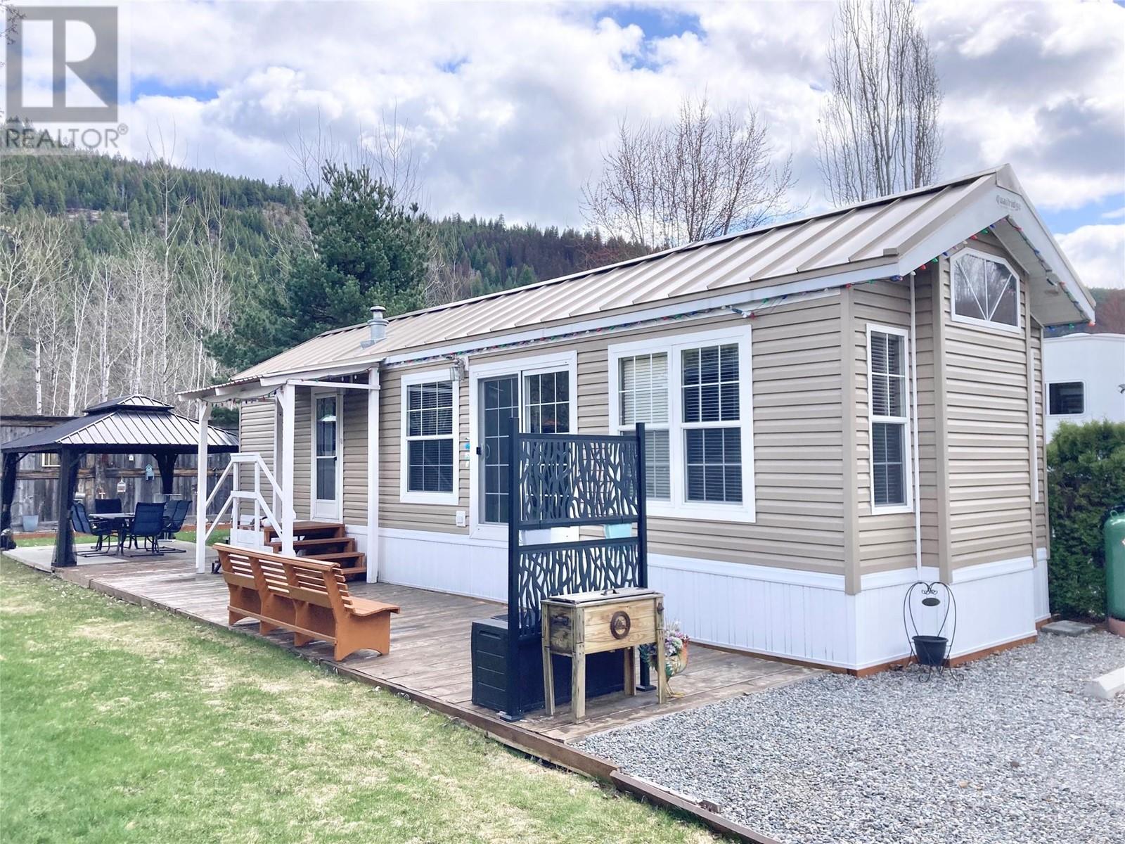 321 Copper Avenue N Unit# 50, Greenwood, British Columbia  V0H 1J0 - Photo 2 - 10344203